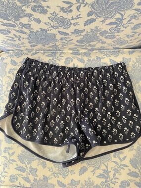 LAKE 100% Cotton Pima Pajama Shorts in English Navy Posy Size XS